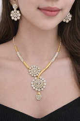 Luxury Floral Diamond Necklace & Earrings Set – Elegant Gold Finish