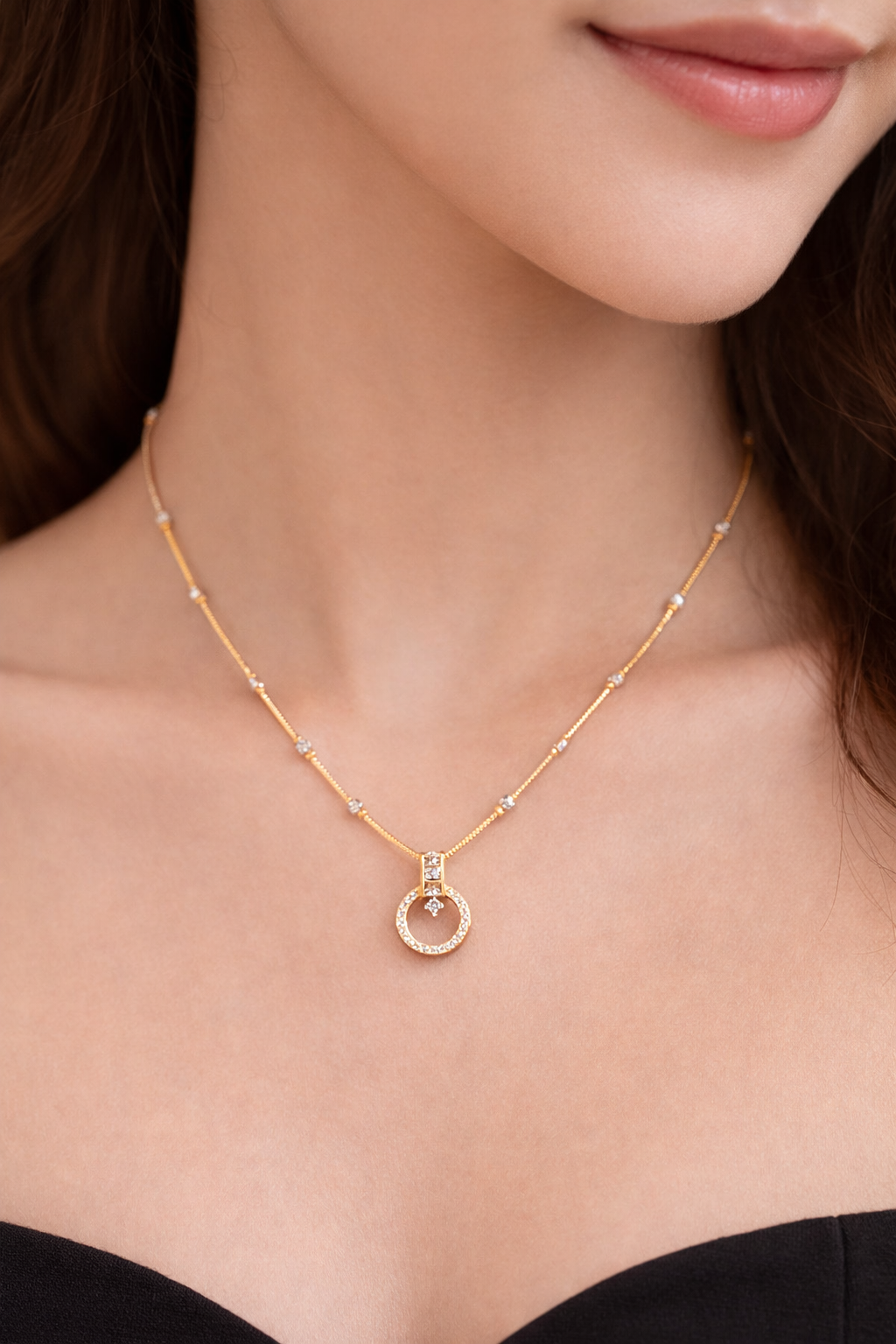 Luxury Sparkle Pendant Chain