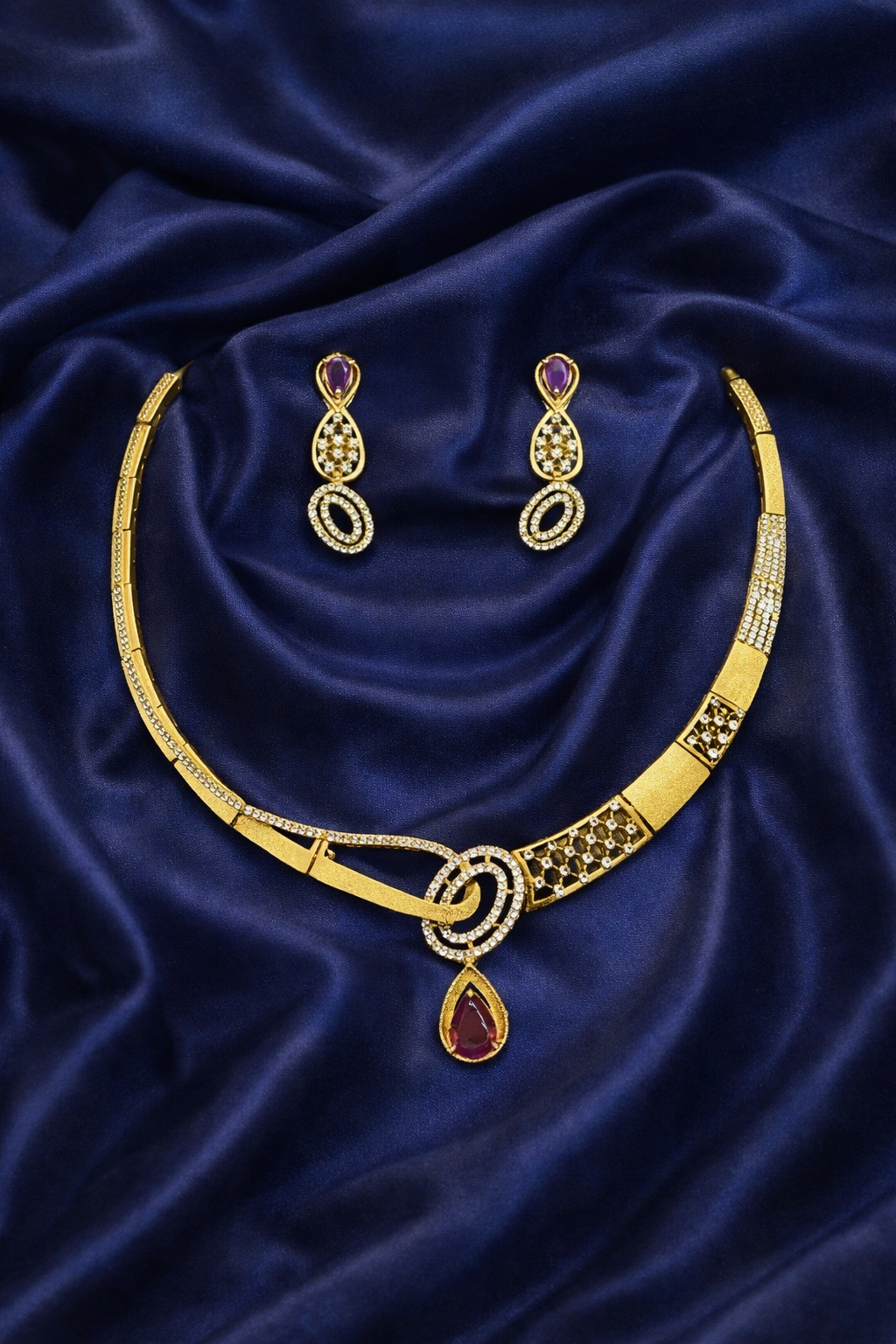 Crimson Royale Necklace Set