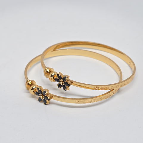 Nayantara Noir Floral Gold Kada