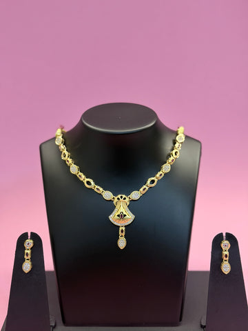 Zarika Royale Pendant Necklace Set
